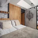 Mountain Shelter דירה *